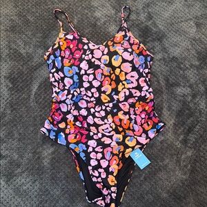 Cupshe Leopard Cheetah Swimsuit